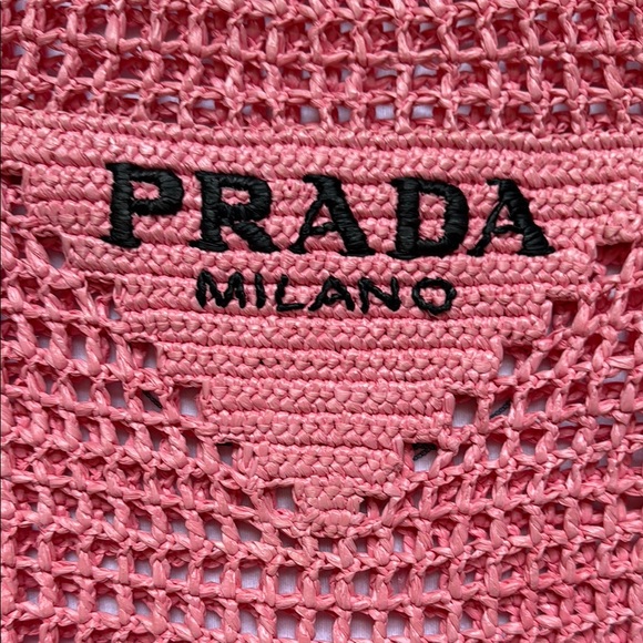 Prada Pink Crochet raffia petal Tote Bag - Picture 3 of 8